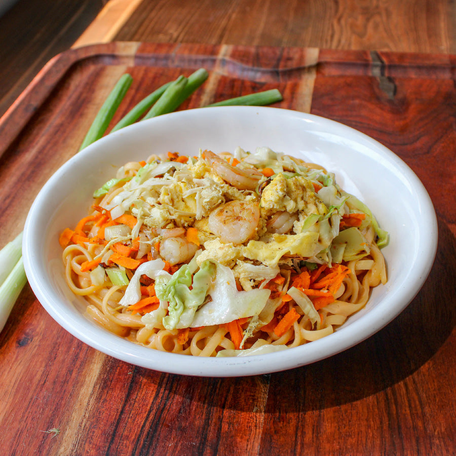 High Protein Pad Thai with Chicken, Shrimp & Peanuts